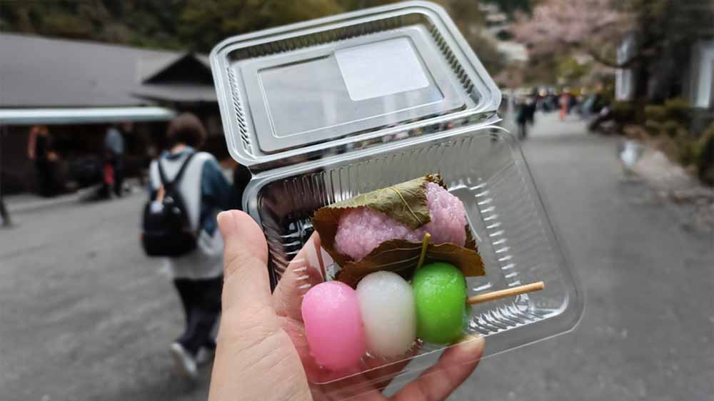 吉野駅　お団子